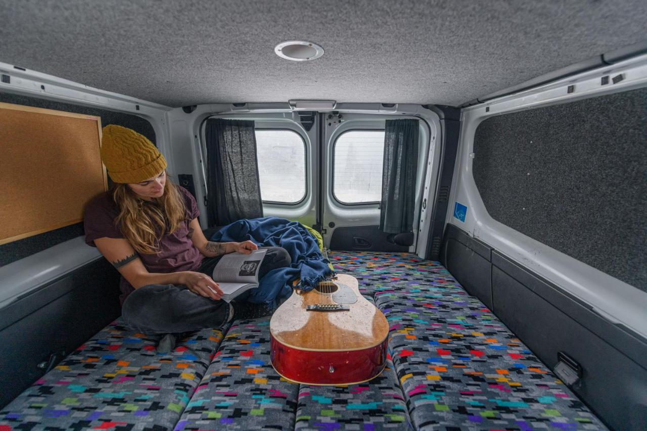 קפלאוויק Kuku Campers - Campervans מראה חיצוני תמונה